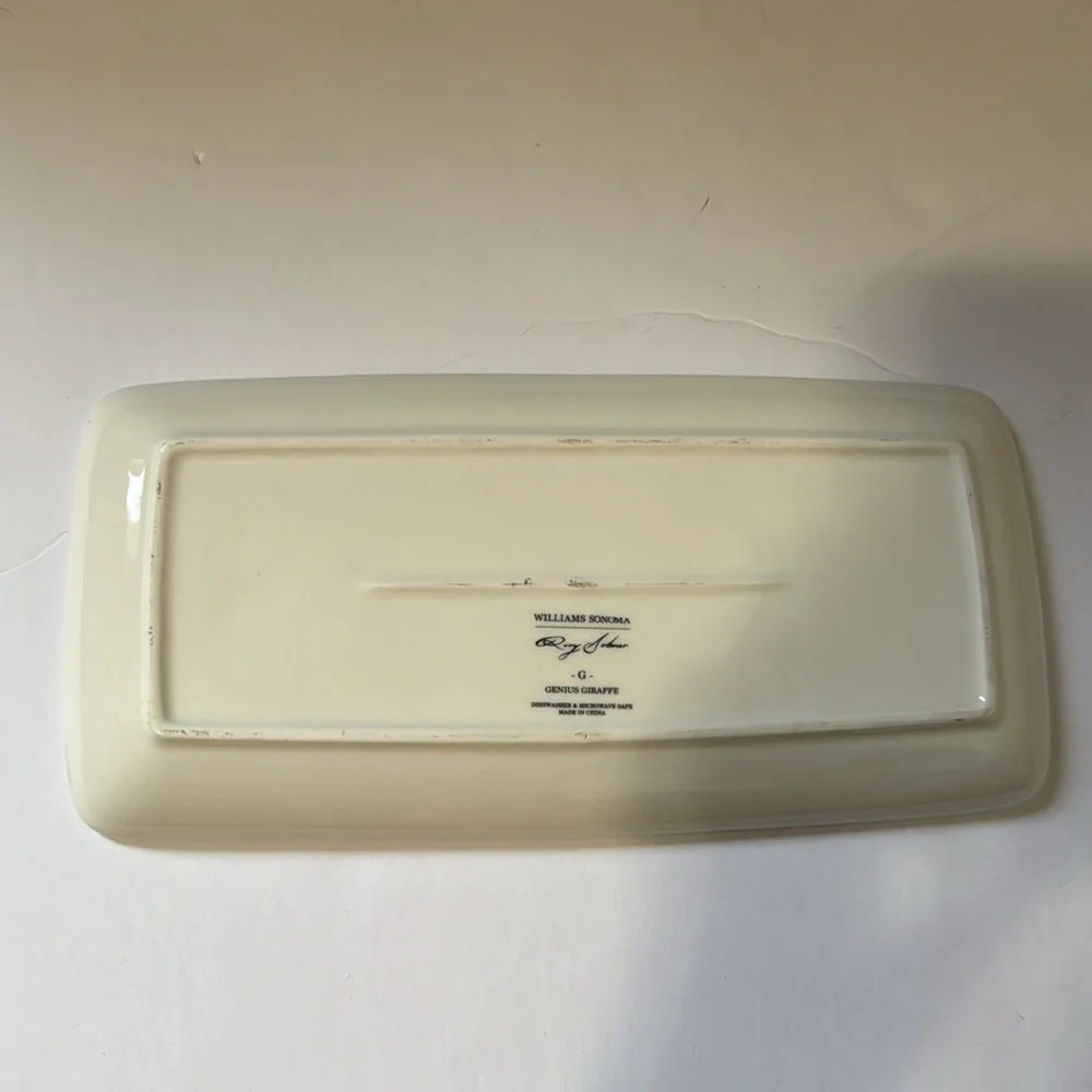 Williams Sonoma Genius Giraff tray